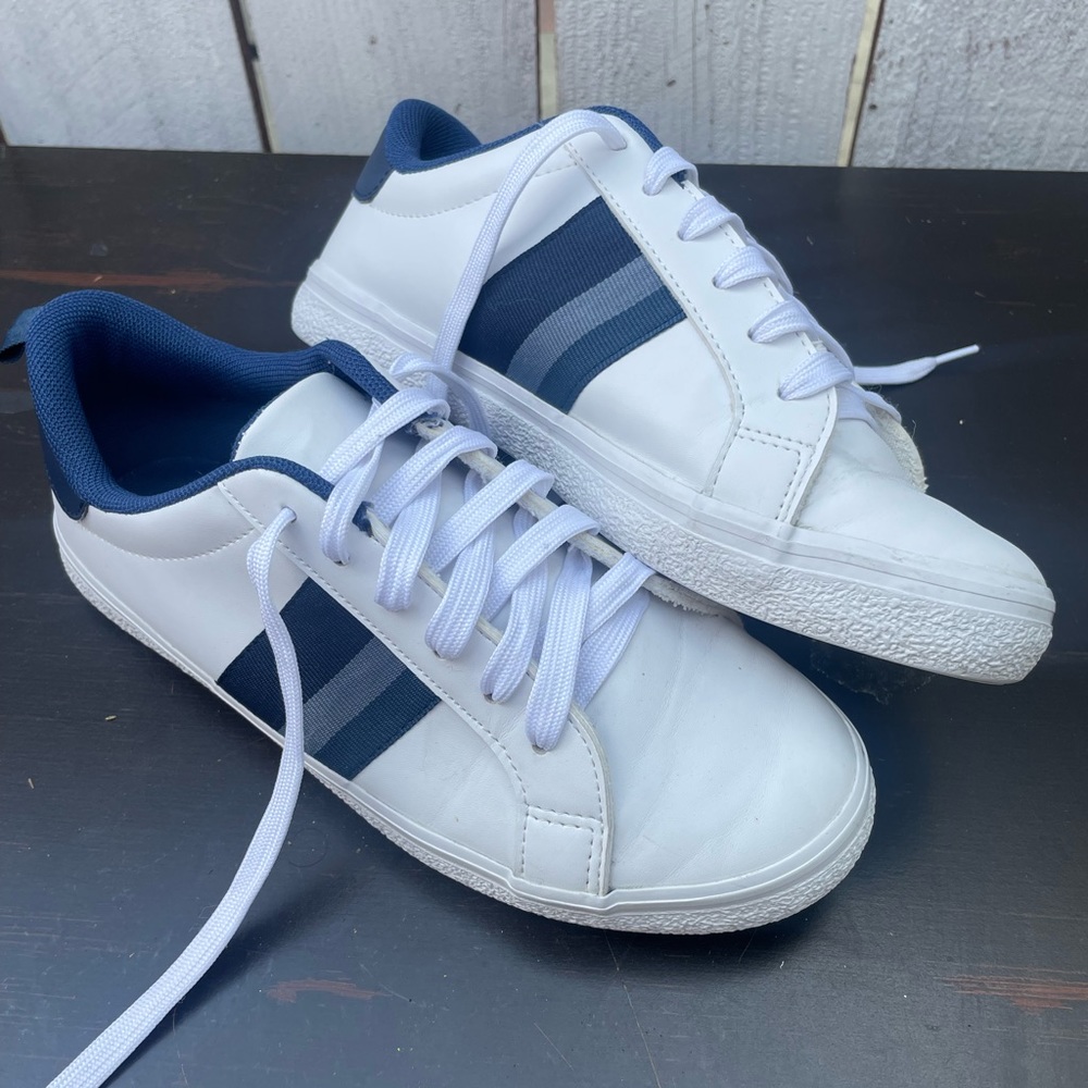 H&M tennis shoes